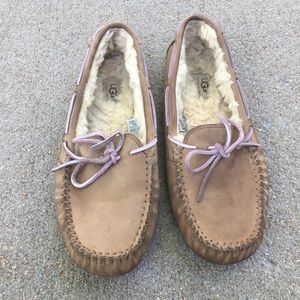 UGG woman’s slippers